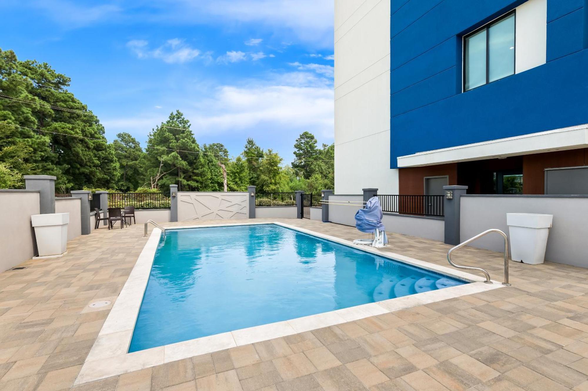 Hampton Inn Лонгвью Экстерьер фото