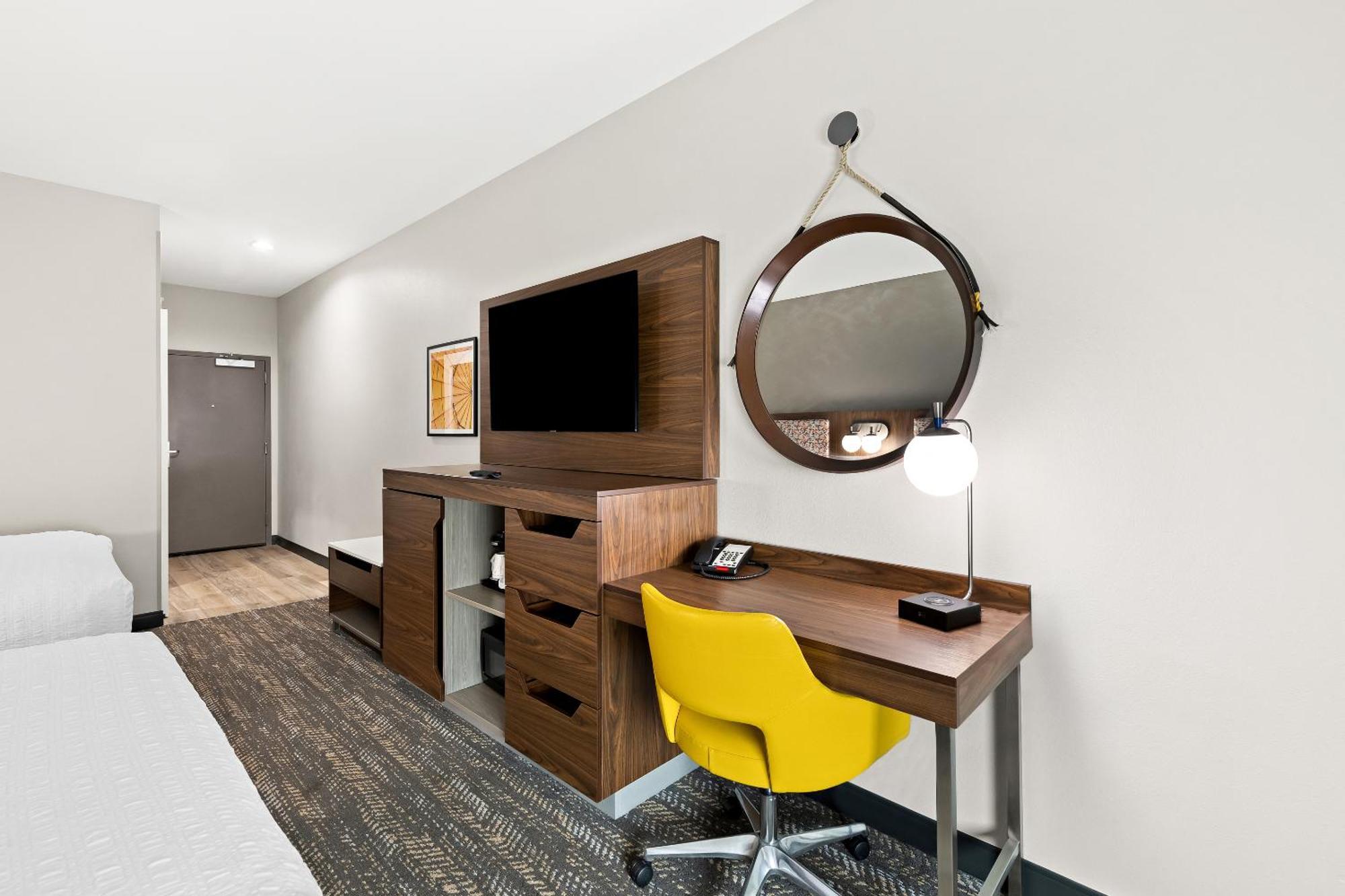 Hampton Inn Лонгвью Экстерьер фото